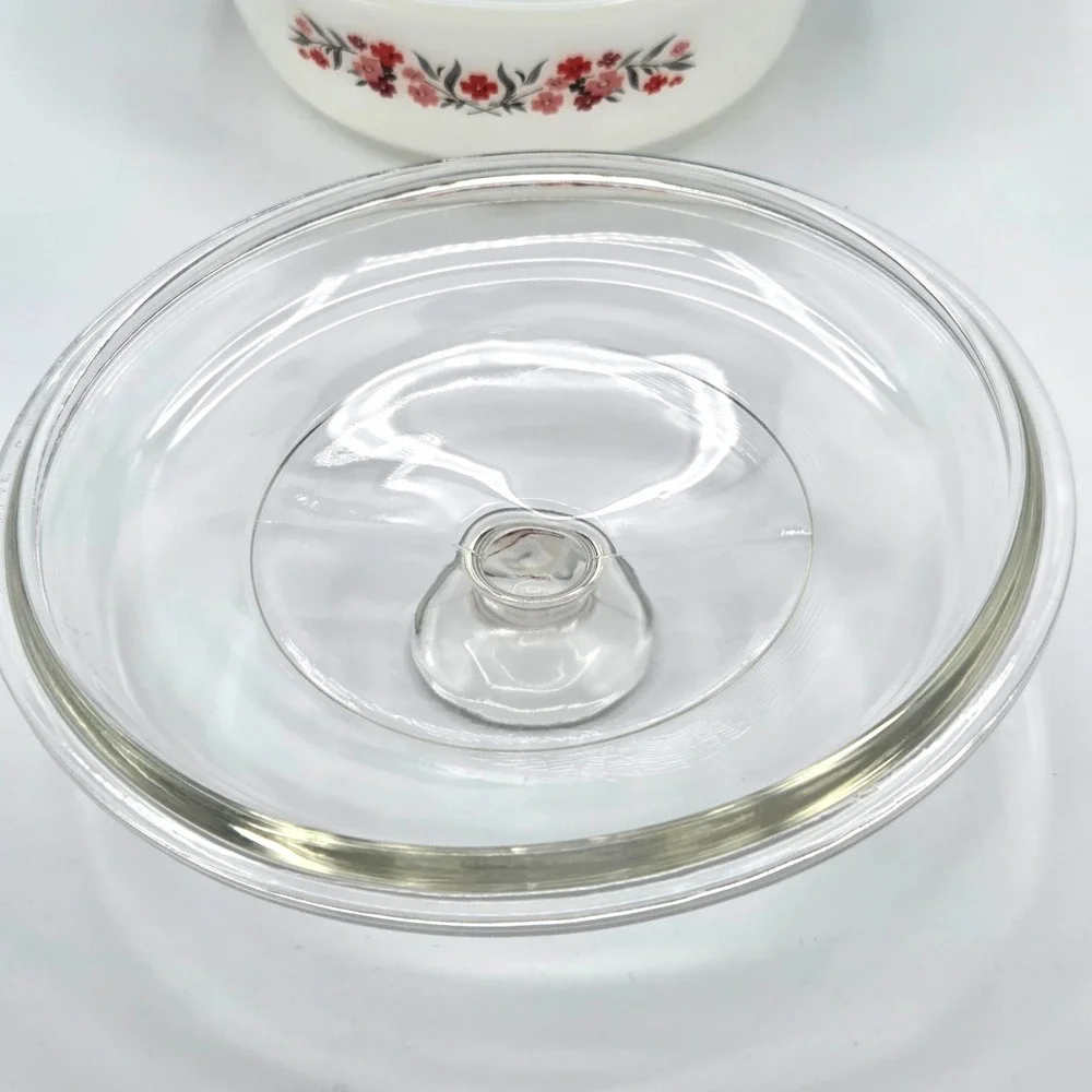 Vintage‎ Anchor Hocking Fire-King Primrose Covered Casserole  Floral with Lid